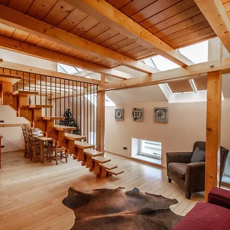 Olives Ruterra Loft With Sauna Lägenhet