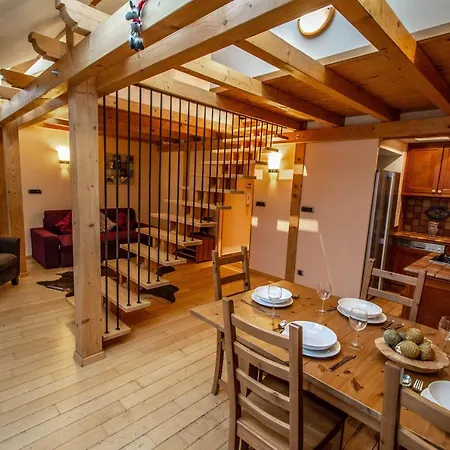 Olives Ruterra Loft With Sauna Apartmán